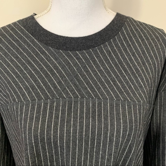 Alysi Italian Wool Pinstripe Short Sleeve Crewneck Top in Black and White sz 8 - Picture 2 of 6